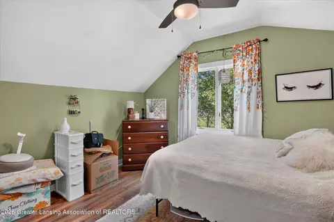 Bedroom - 11121 Wood Rd, Dewitt, MI 48820 photo 4 of 6