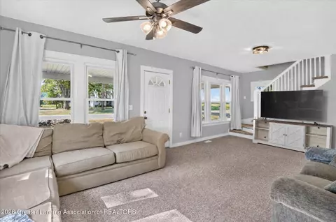 Living - 2637 M-21, Saint Johns, MI 48879 photo 1 of 2