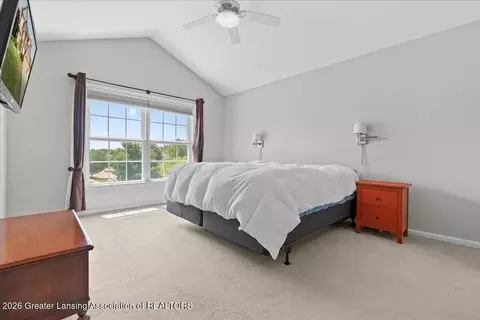 Bedroom - 11592 Sara Ann Dr, Dewitt, MI 48820 photo 4 of 5