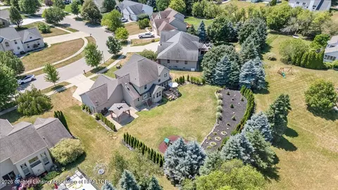 View/Area - 11592 Sara Ann Dr, Dewitt, MI 48820 photo 11 of 11