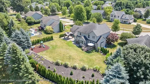 View/Area - 11592 Sara Ann Dr, Dewitt, MI 48820 photo 3 of 11