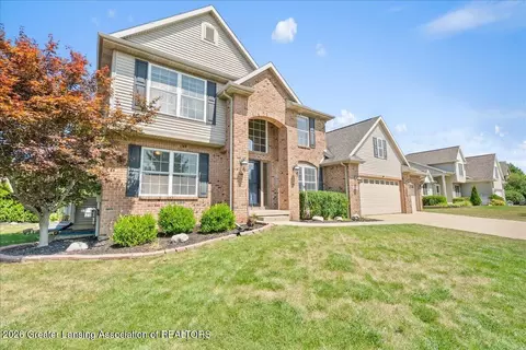 Exterior - 11592 Sara Ann Dr, Dewitt, MI 48820 photo 3 of 5