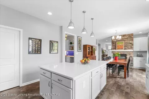 Kitchen - 11760 Claridge Dr, Dewitt, MI 48820 photo 3 of 6
