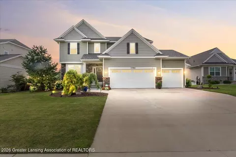 Exterior - 11760 Claridge Dr, Dewitt, MI 48820 photo 10 of 10