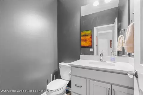 Bath - 11760 Claridge Dr, Dewitt, MI 48820 photo 1 of 4