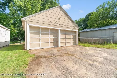 Exterior - 4520 Monroe St, Holt, MI 48842 photo 5 of 11