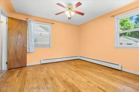 Bedroom - 4520 Monroe St, Holt, MI 48842 photo 3 of 7