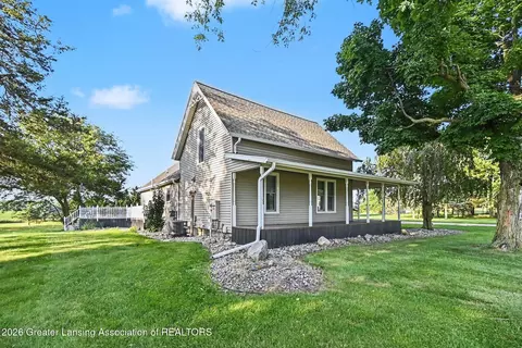 Exterior - 5490 W Howe Rd, Dewitt, MI 48820 photo 2 of 7