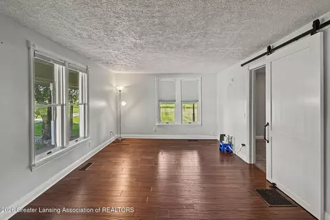 Living - 5490 W Howe Rd, Dewitt, MI 48820 photo 5 of 5
