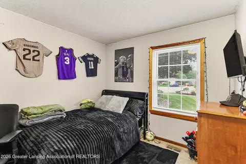 Bedroom - 471 Windrock Ln, Dimondale, MI 48821 photo 1 of 8