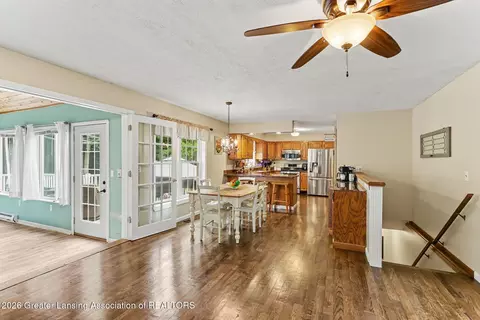 Dining - 471 Windrock Ln, Dimondale, MI 48821 photo 3 of 3