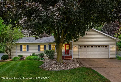 Exterior - 471 Windrock Ln, Dimondale, MI 48821 photo 2 of 6