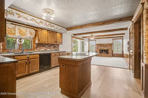 Kitchen - 10490 W Clark Rd, Eagle, MI 48822 photo 4 of 4