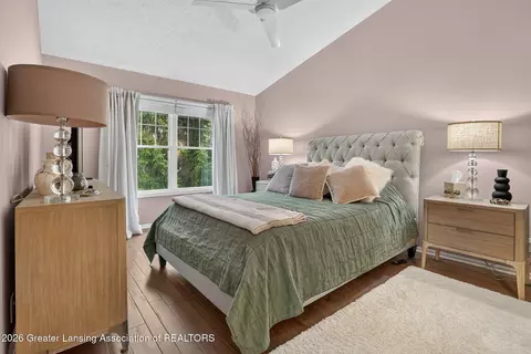 Bedroom - 4185 Hamlet Cv, Bath, MI 48808 photo 1 of 2
