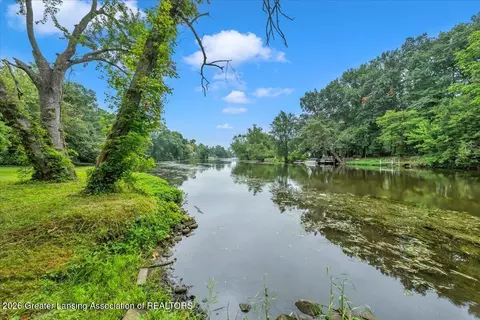 View/Area - 6150 Valley Trl, Dimondale, MI 48821 photo 3 of 18