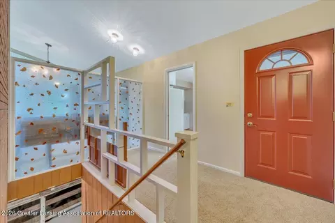 Entry Way - 6150 Valley Trl, Dimondale, MI 48821 photo 2 of 3