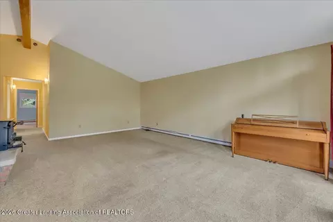 Living - 6150 Valley Trl, Dimondale, MI 48821 photo 3 of 4