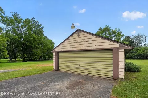 Exterior - 9207 W Herbison Rd, Eagle, MI 48822 photo 7 of 8