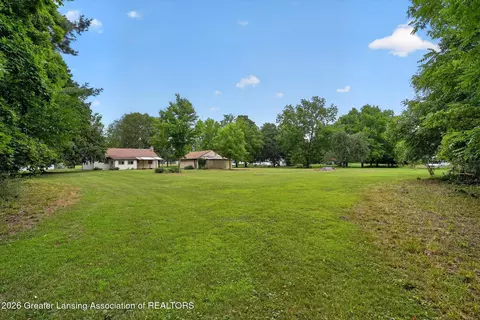 Exterior - 9207 W Herbison Rd, Eagle, MI 48822 photo 8 of 8