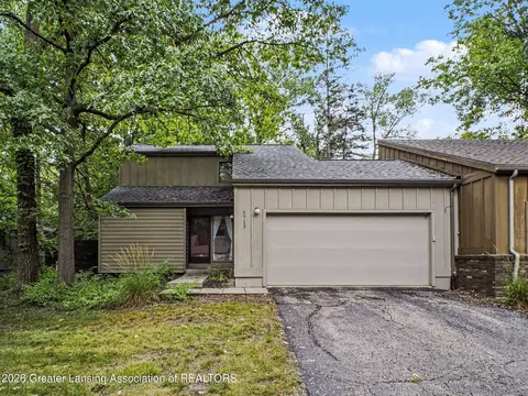 5713 Paige Ct, East Lansing, MI 48823