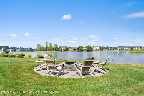 Exterior - 12935 Paradise Dr, Dewitt, MI 48820 photo 10 of 12