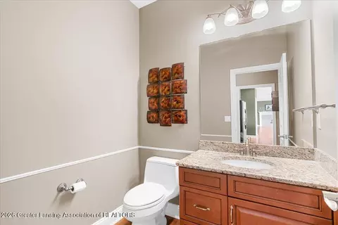 Bath - 12935 Paradise Dr, Dewitt, MI 48820 photo 1 of 9