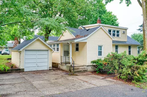 646 N Hagadorn Rd, East Lansing, MI 48823