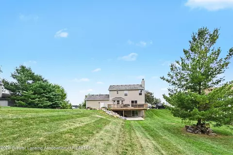 Exterior - 708 W Windward Way, Perry, MI 48872 photo 5 of 7
