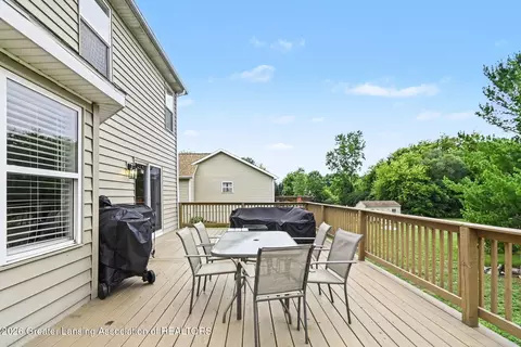 Exterior - 708 W Windward Way, Perry, MI 48872 photo 6 of 7
