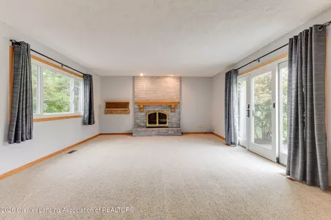 Living - 4115 W Howe Rd, Dewitt, MI 48820 photo 7 of 7
