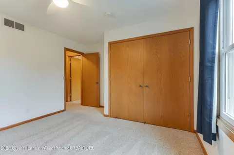 Bedroom - 4115 W Howe Rd, Dewitt, MI 48820 photo 3 of 10