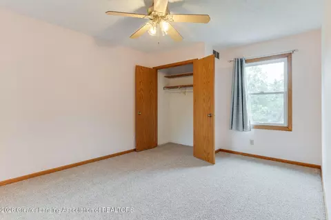 Bedroom - 4115 W Howe Rd, Dewitt, MI 48820 photo 2 of 10