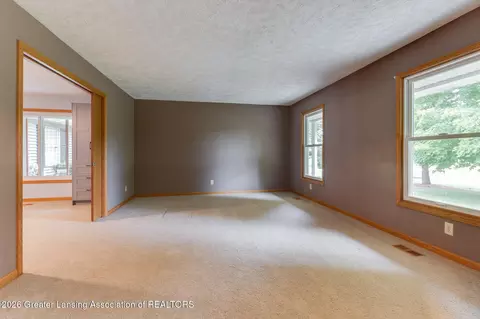 Living - 4115 W Howe Rd, Dewitt, MI 48820 photo 4 of 7