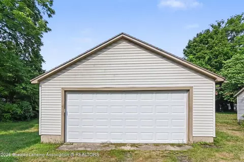 Exterior - 309 Burgess St, Lyons, MI 48851 photo 4 of 8