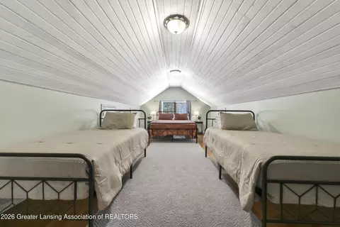 Bedroom - 2889 W Sunset Dr, Roscommon, MI 48653 photo 1 of 5
