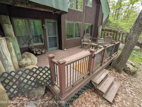 Exterior - 2889 W Sunset Dr, Roscommon, MI 48653 photo 6 of 6