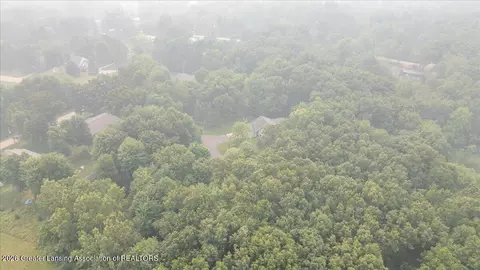 View/Area - 10222 Red Bud Dr, Haslett, MI 48840 photo 6 of 10