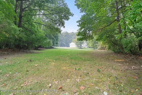 Exterior - 10222 Red Bud Dr, Haslett, MI 48840 photo 8 of 11