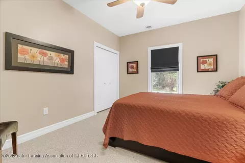 Bedroom - 10222 Red Bud Dr, Haslett, MI 48840 photo 3 of 6