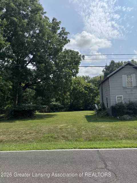 13275 Webster Rd, Bath, MI 48808 photo 2