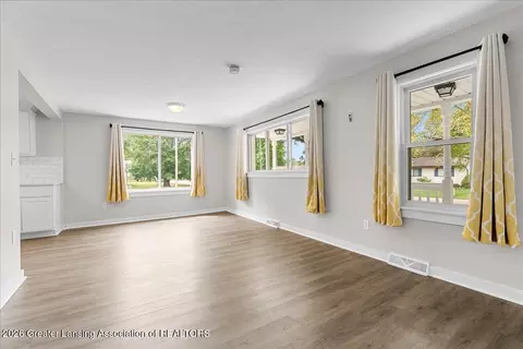 Living - 314 N Logan St, Dewitt, MI 48820 photo 3 of 5