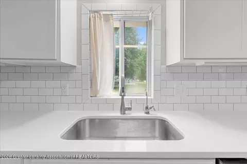 Kitchen - 314 N Logan St, Dewitt, MI 48820 photo 4 of 5