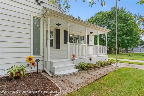 Exterior - 314 N Logan St, Dewitt, MI 48820 photo 1 of 6