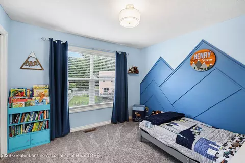 Bedroom - 5521 Jessael Dr, Bath, MI 48808 photo 3 of 6