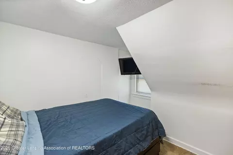 Bedroom - 302 Wilson St, Dewitt, MI 48820 photo 6 of 7