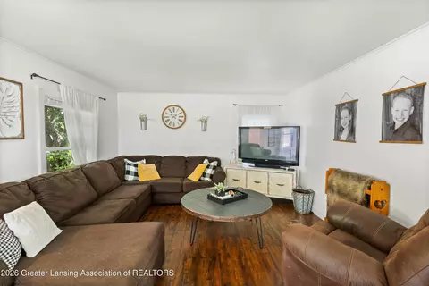 Living - 302 Wilson St, Dewitt, MI 48820 photo 2 of 2