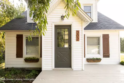 302 Wilson St, Dewitt, MI 48820 photo 4