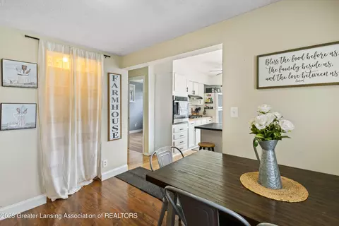 Dining - 302 Wilson St, Dewitt, MI 48820 photo 1 of 3