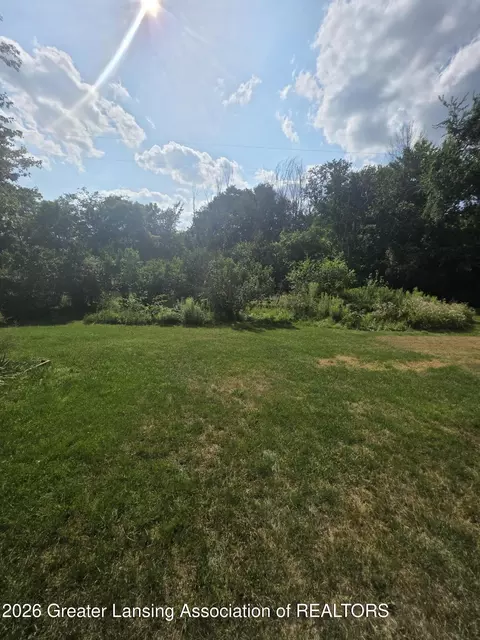 Exterior - 8563 Benton Rd, Grand Ledge, MI 48837 photo 1 of 3