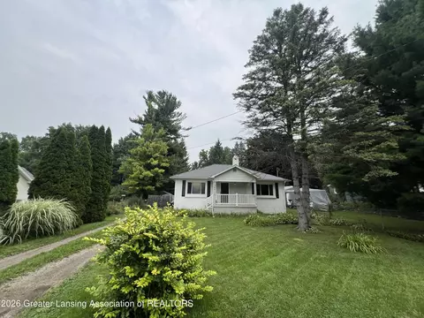 1380 W Wieland Rd, Lansing, MI 48906